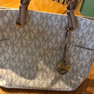 Michael Kors pocketbook